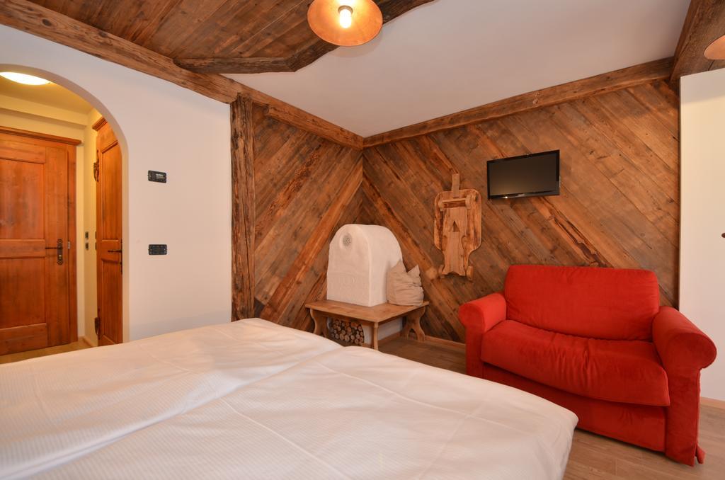 Agritur Agua Biencia Villa Pozza di Fassa Room photo